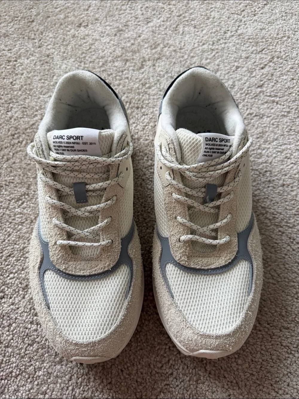 Darc Sport Run 1 Cream Grey Suede Unisex Gym Athletic Shoes